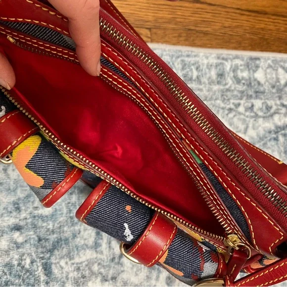 Vintage Dooney & Bourke RARE Red Paint-splash Small Banana Baguette Bag NWOT - Picture 12 of 16